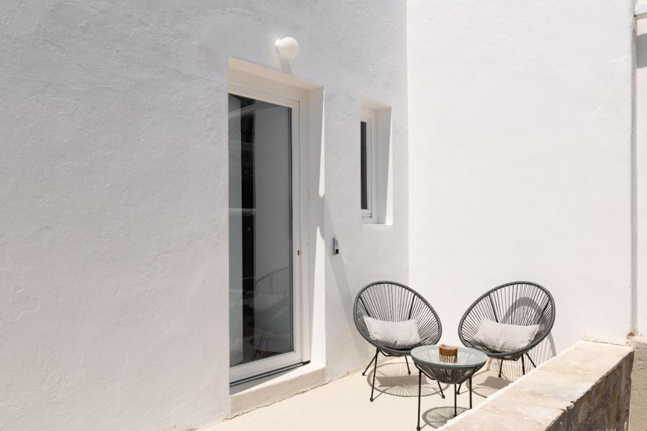 Faos Exclusive Suites Ornos  Exterior foto